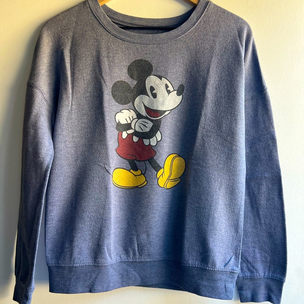 Kids 10/12 year old light weight sweatshirt, no brand. Blue grey vintage